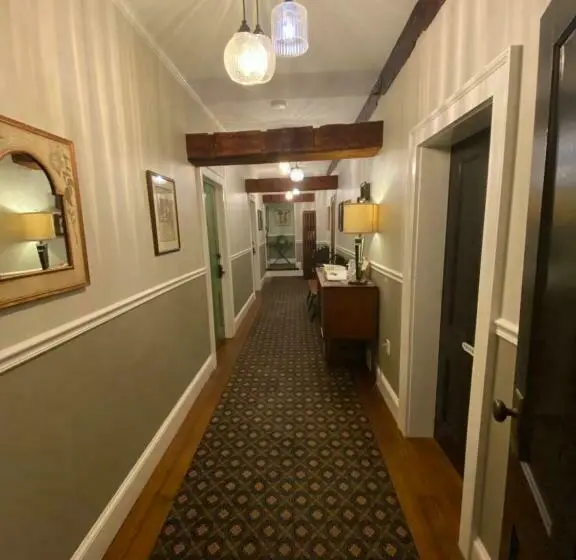 キングサイズベッドのスタンダードルーム, The Park Inn