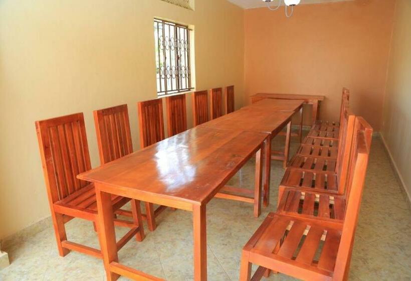 اتاق استاندارد با چشم‌انداز باغ, Everland Volcanic Suites