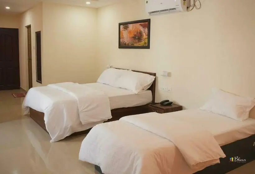 Deluxe-huone Kaupunkinäkymä, Glancy S Guest House