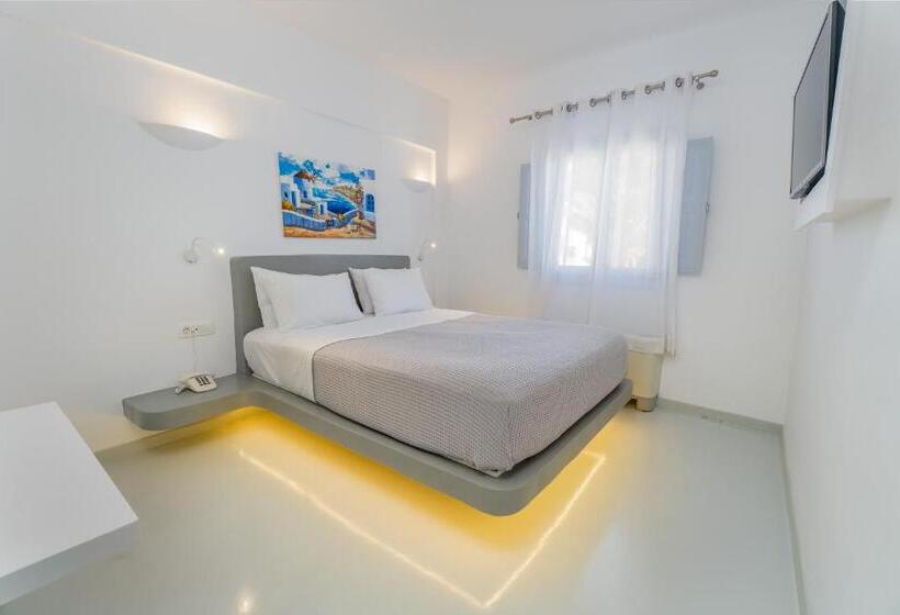 Номер Deluxe, Central Fira Suites