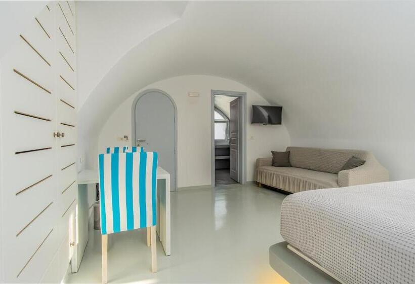 Люкс Superior, Central Fira Suites