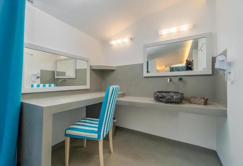 Президентский Люкс, Central Fira Suites