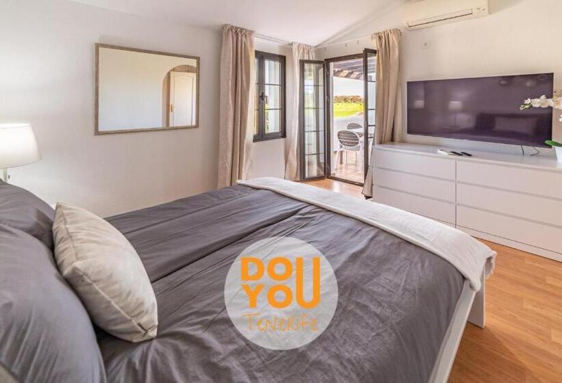 Президентский Люкс, Apartment Fairways Club