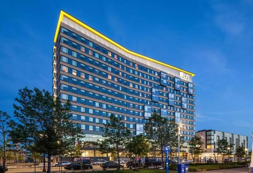 身障者適用キングサイズベッドルーム, Aloft Boston Seaport District