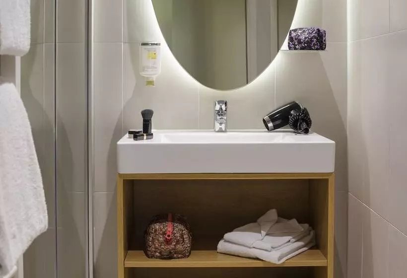 スタンダードスタジオ, Aparthotel Adagio Access La Défense Puteaux