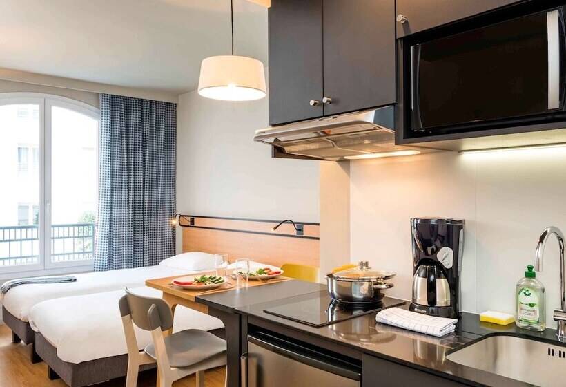 スタンダードスタジオ, Aparthotel Adagio Access La Défense Puteaux