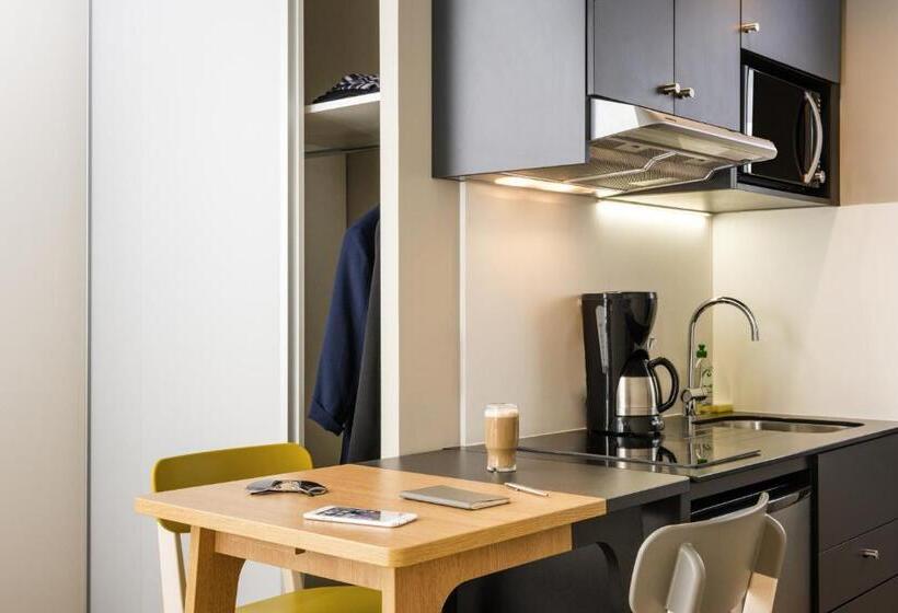 スタンダードスタジオ, Aparthotel Adagio Access La Défense Puteaux