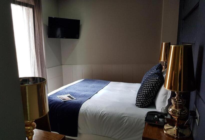 컴포트 룸, Art Santander