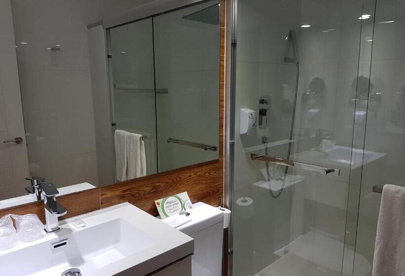 컴포트 룸, Art Santander