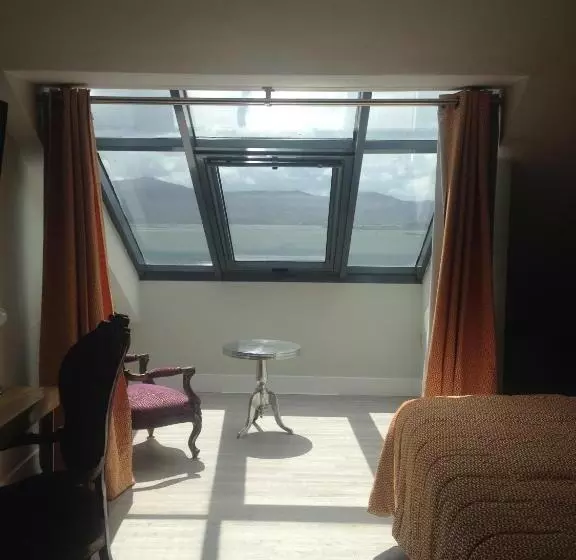 Deluxe Suite Meerblick, Art Santander