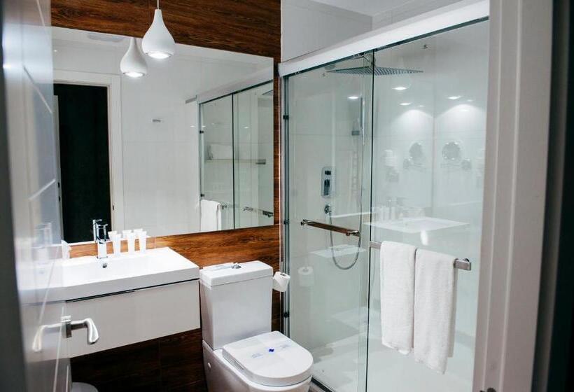 컴포트 룸, Art Santander