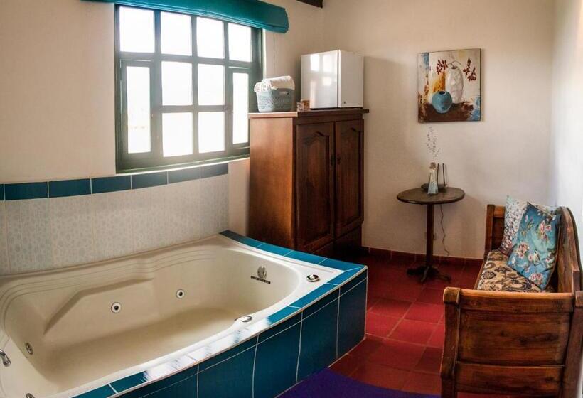 Люкс, Bahía Olivo Boutique & Spa