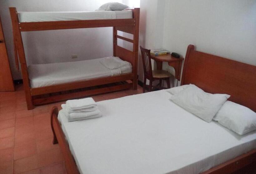 4인용 스탠다드 룸, Bahia Plaza