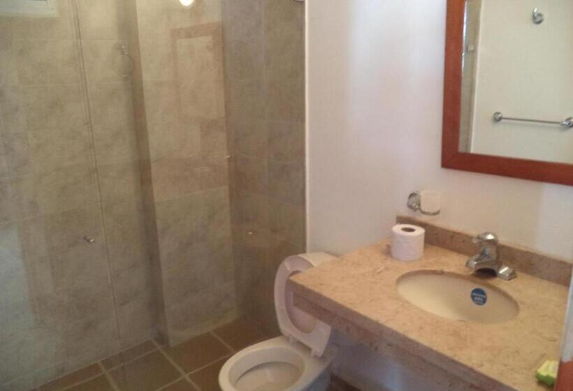 패밀리 룸, Bahia Plaza