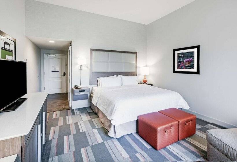Номер Стандарт Кровать Кинг Адаптированный для Инвалидов, Hampton Inn North Little Rock Mccain Mall