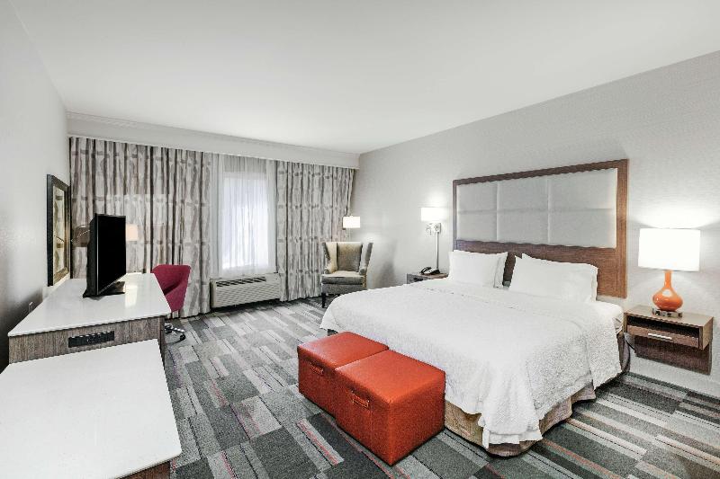 스탠다드 룸 킹사이즈 침대, Hampton Inn North Little Rock Mccain Mall