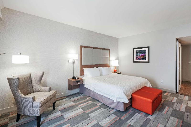 스탠다드 룸 킹사이즈 침대, Hampton Inn North Little Rock Mccain Mall