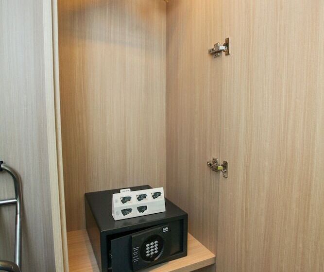 اتاق استاندارد, Holiday Inn Express Singapore Katong, An Ihg