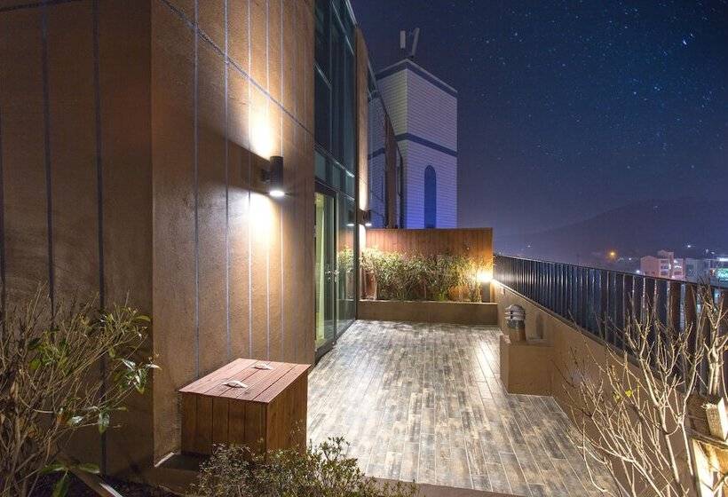 Habitació Estàndard, I Jin