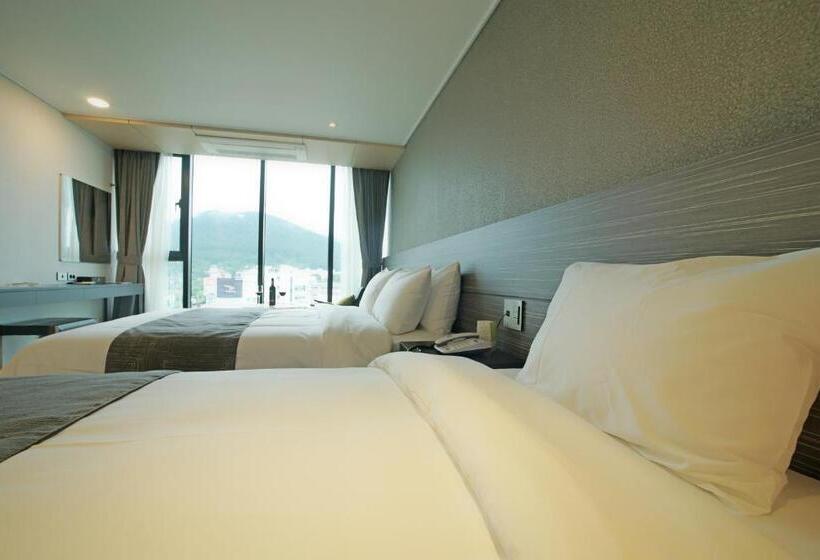 Habitació Deluxe, I Jin