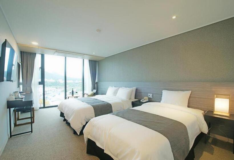 Habitació Deluxe, I Jin