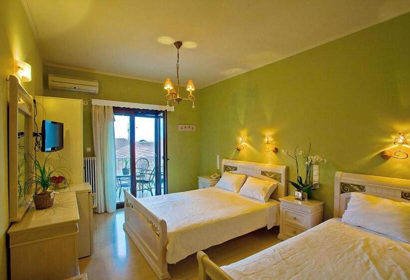 스탠다드 트리플 발코니 룸, Maistrali