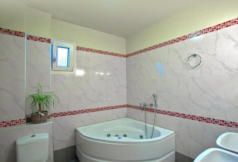 1침실 펜트하우스 아파트, Maistrali