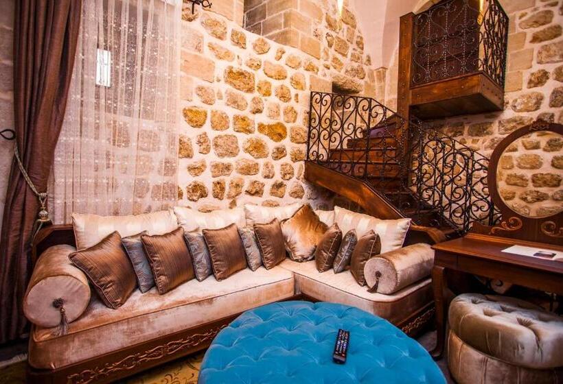 اتاق دوبلکس, Mardius Tarihi Konak