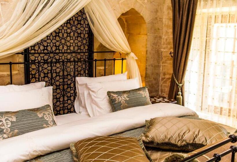 اتاق دوبلکس, Mardius Tarihi Konak