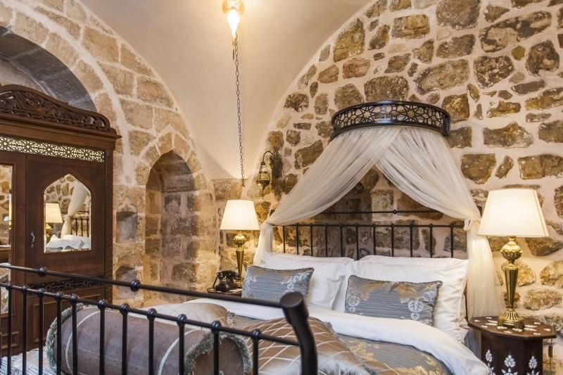 اتاق دوبلکس, Mardius Tarihi Konak