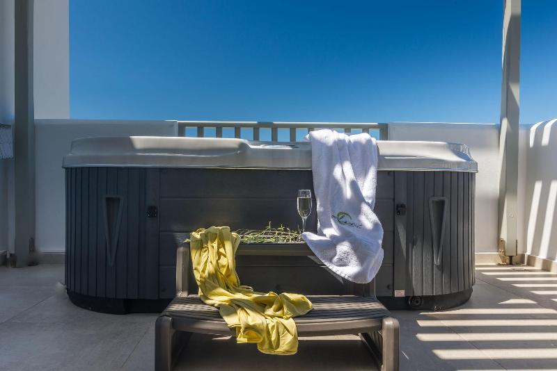 غرفة ديلوكس مطلّة علي البحر, Olea Bay