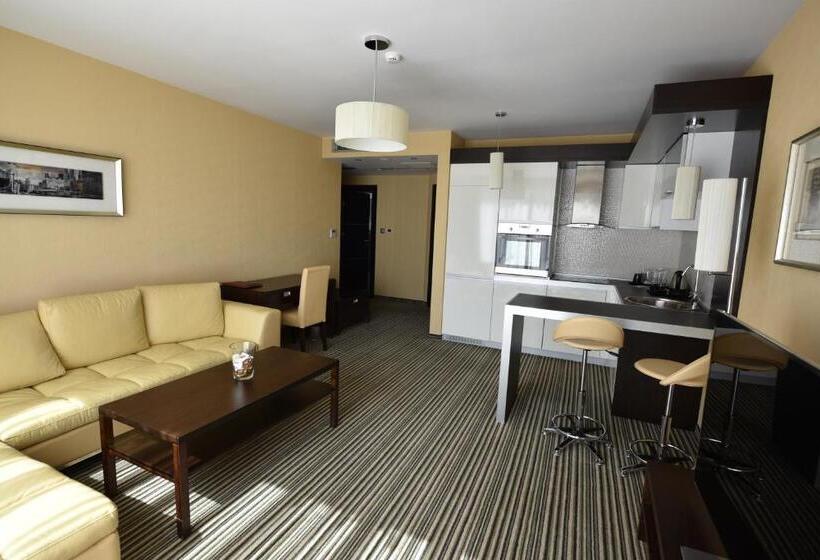 דירת שני חדרים עם מרפת, Best Western Plus Olives City Hotel   Free Parking