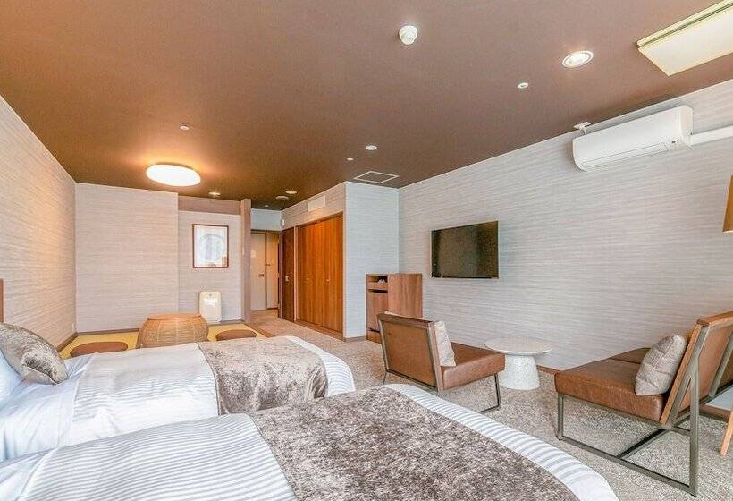 اتاق سوپریور, Ooedo Onsen Monogatari Premium Gero Shinkan