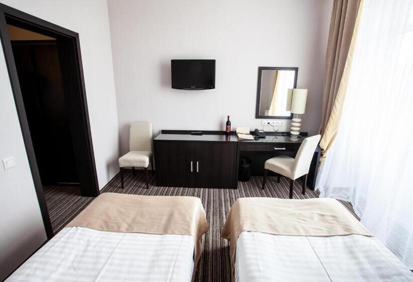 غرفة قياسية, Optima Sumy