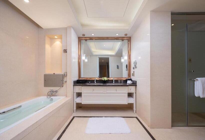 סוויטה יוקרתית, Sofitel Xining