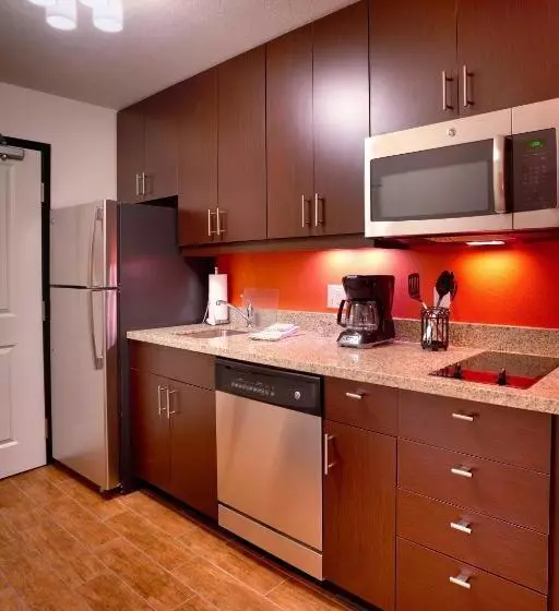 スタンダードスタジオ, Towneplace Suites By Marriott Salt Lake City West Valley