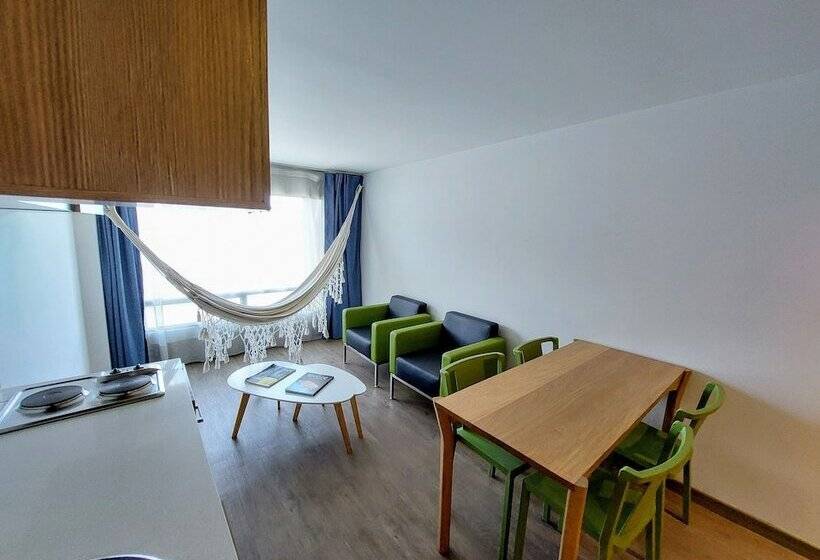 סוויטה משפחתית, Viaggio Teleport City Suites