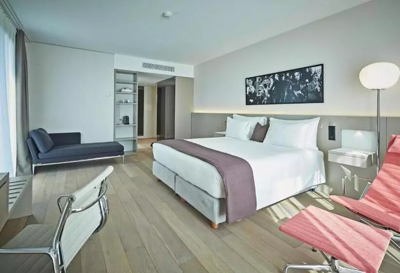 スタンダードルーム, Modern Times Hotel, Vevey, A Tribute Portfolio
