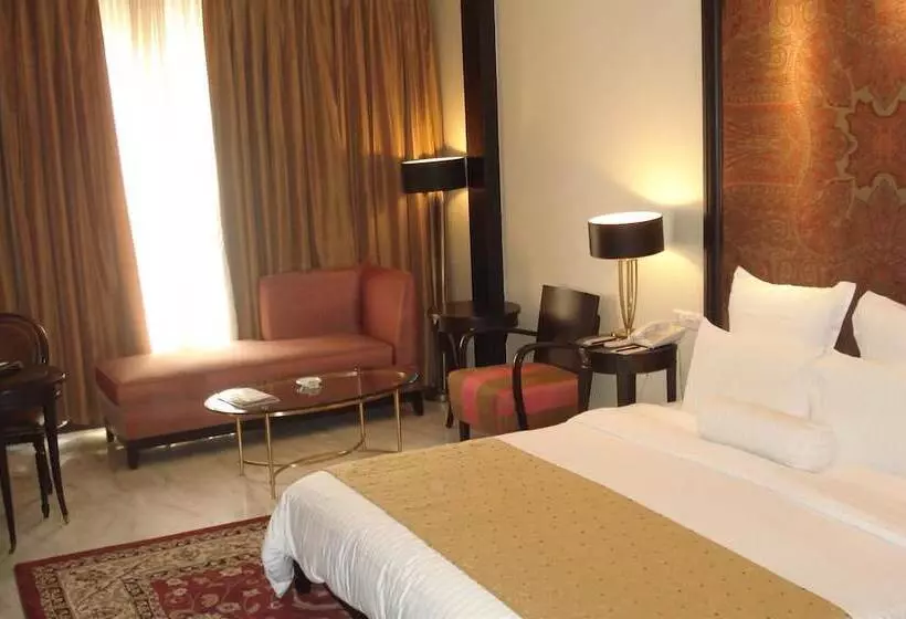 اتاق اجرایی, Pearl Continental Hotel, Muzaffarabad