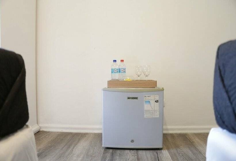 标准三人间, Santiago Bellas Artes