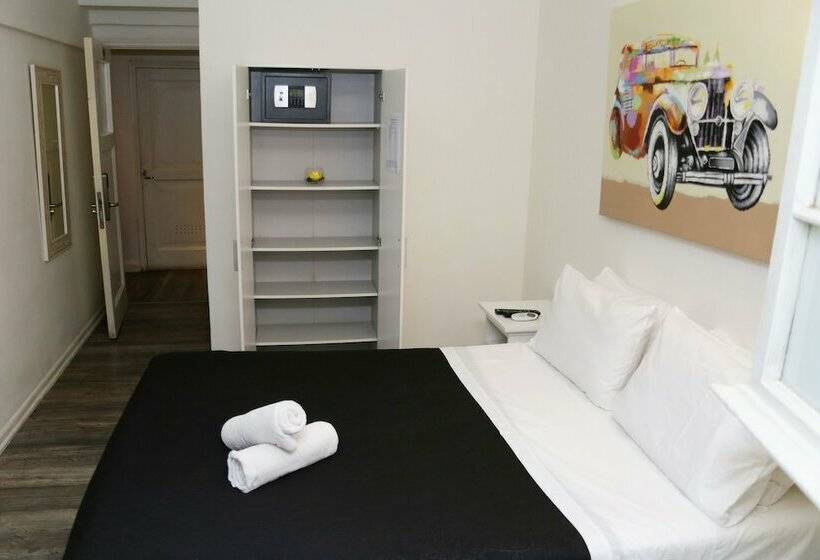 标准单人间, Santiago Bellas Artes