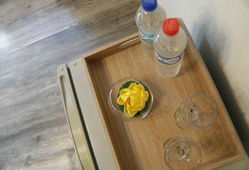 标准单人间, Santiago Bellas Artes