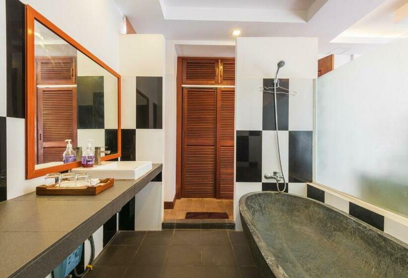 디럭스 트리플 룸, Soksan Angkor Villa