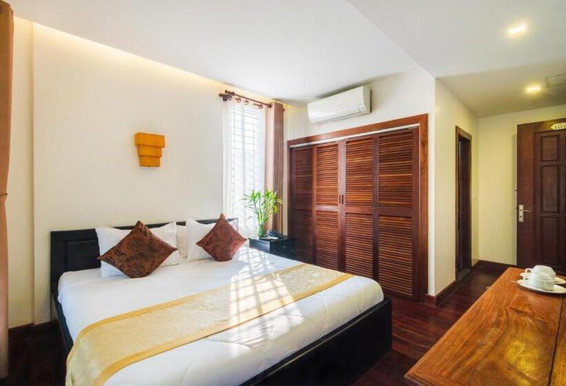 اتاق لوکس با بالکن, Soksan Angkor Villa