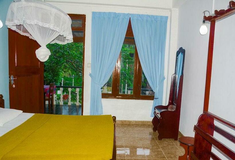 Deluxe Værelse, Soorya Inn Ella