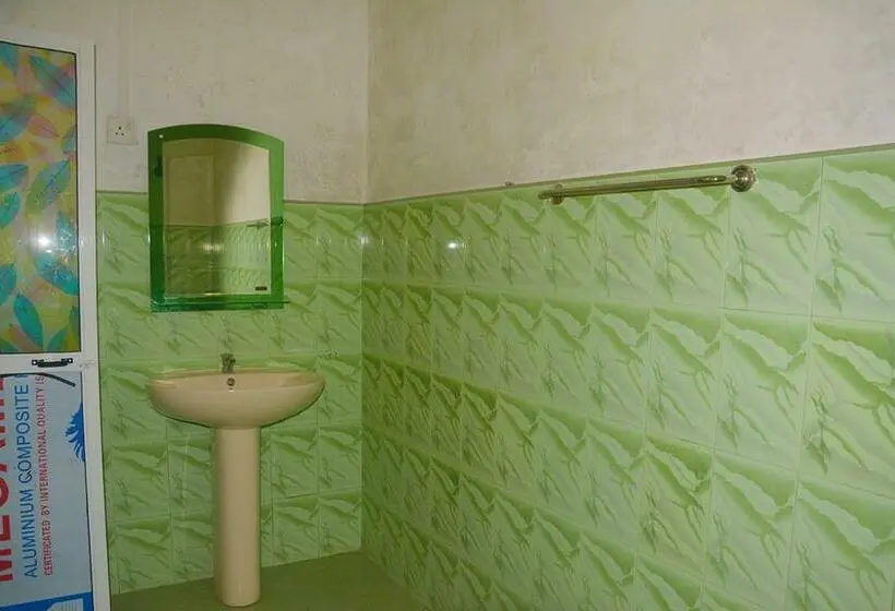 ファミリールーム, Soorya Inn Ella