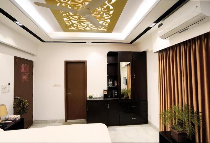 اتاق استاندارد با تخت بزرگ, Xpressmall Hotel Near Dhaka Airport