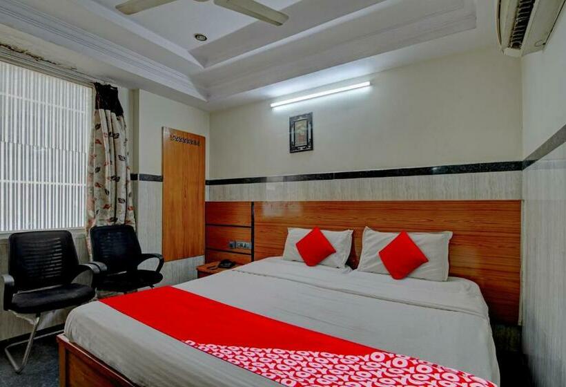 トリプルクラシックルーム, Flagship Hotel Yuvaraj Palace Vijayawada