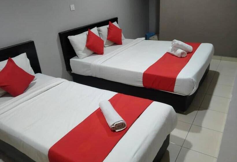 חדר סטנדרט לשלושה, Avatarr