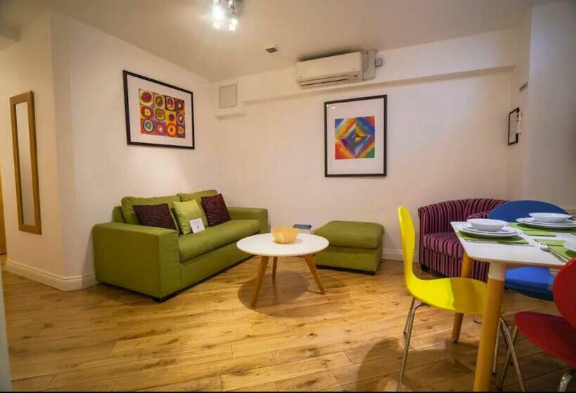 Апартаменты 1 Спальня, Nell Gwynn House Apartments & Rooms